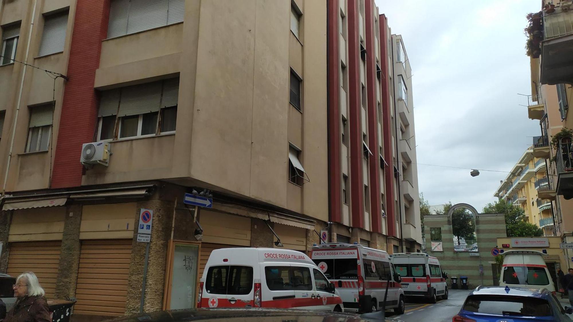 Homebetty Vado Ligure Buitenkant foto